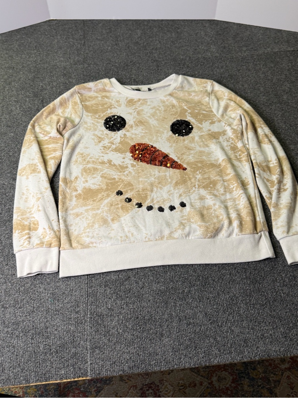 Miss Chievous Cream Marbled Snowman Sequin Crewneck L